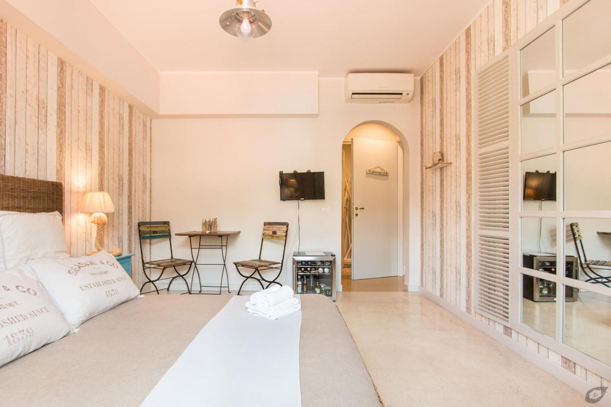 Le Camere Pietrasantine - Centro Storico Pietrasanta Eksteriør bilde